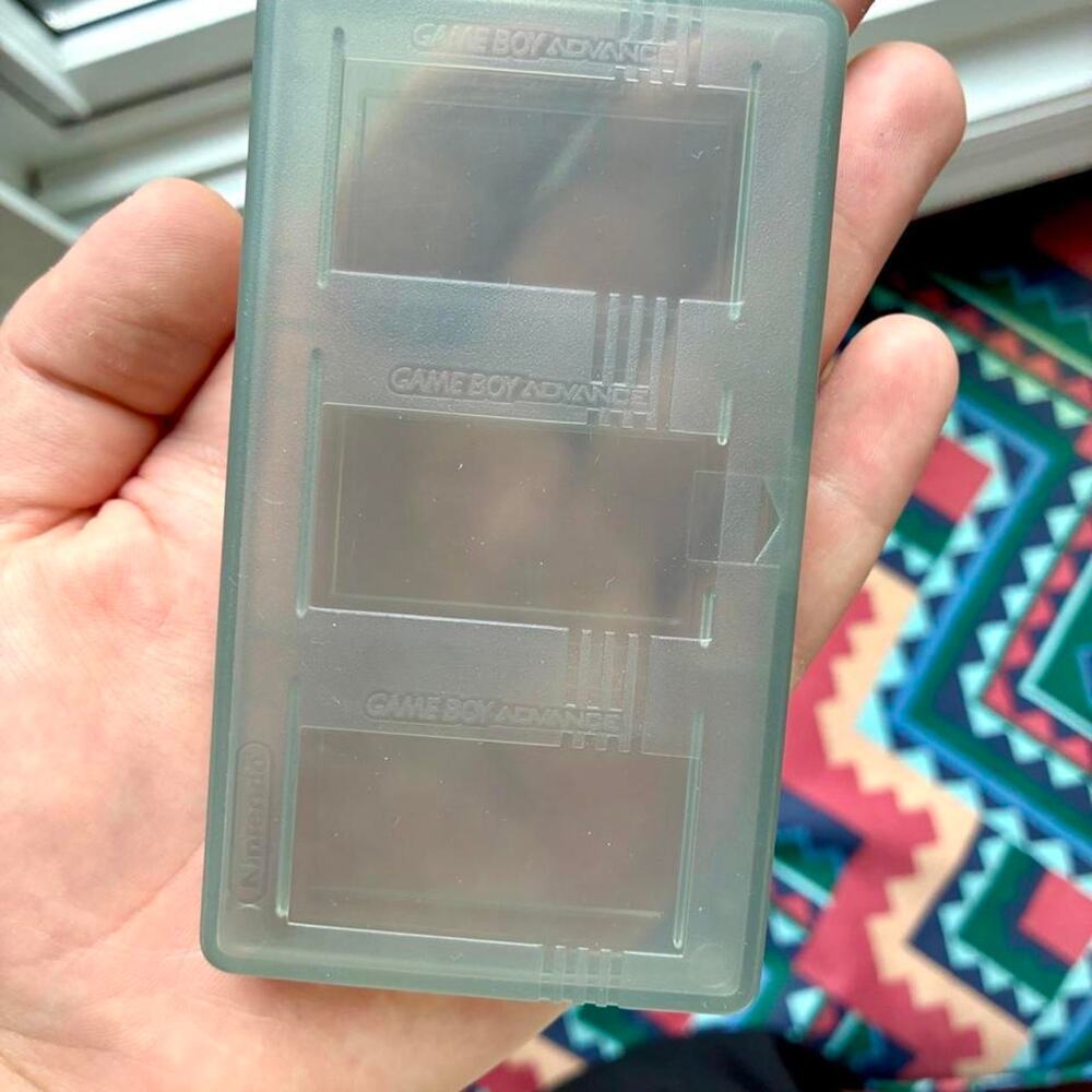 Official Nintendo GameBoy Advance GBA SP Game Holder OEM Case